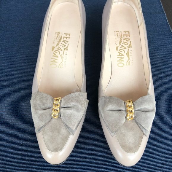 Salvatore Ferragamo Shoes - SALVATORE FERRAGAMO | Authentic Vintage Pumps